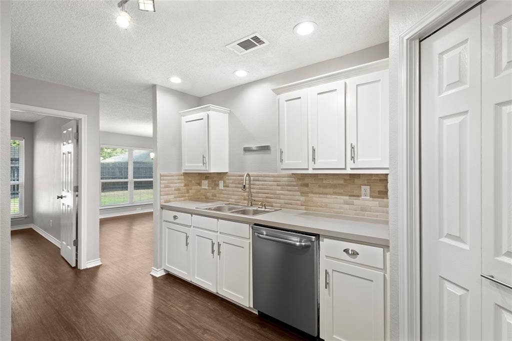 113 Morene Avenue, Waxahachie, TX 75165 113 Morene Avenue, Waxahachie, TX 75165