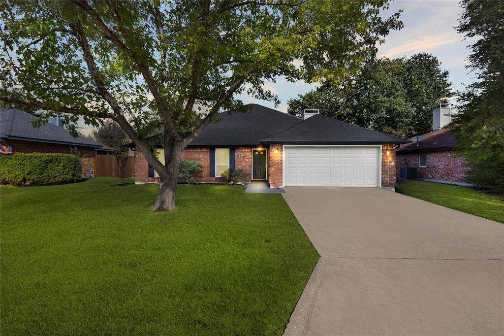 113 Morene Avenue, Waxahachie, TX 75165 113 Morene Avenue, Waxahachie, TX 75165