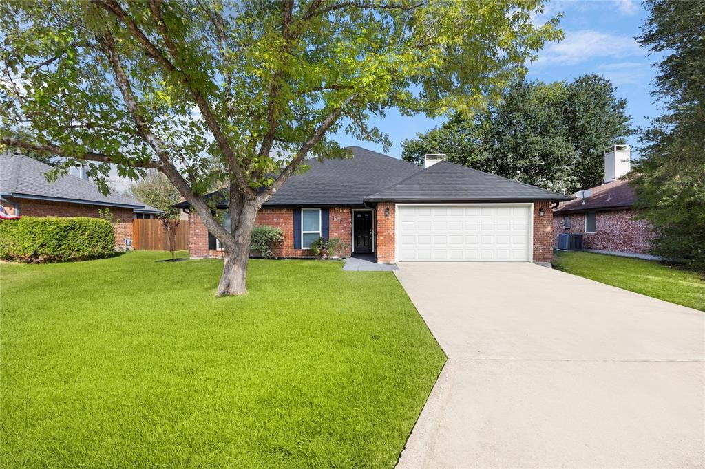 113 Morene Avenue, Waxahachie, TX 75165 113 Morene Avenue, Waxahachie, TX 75165