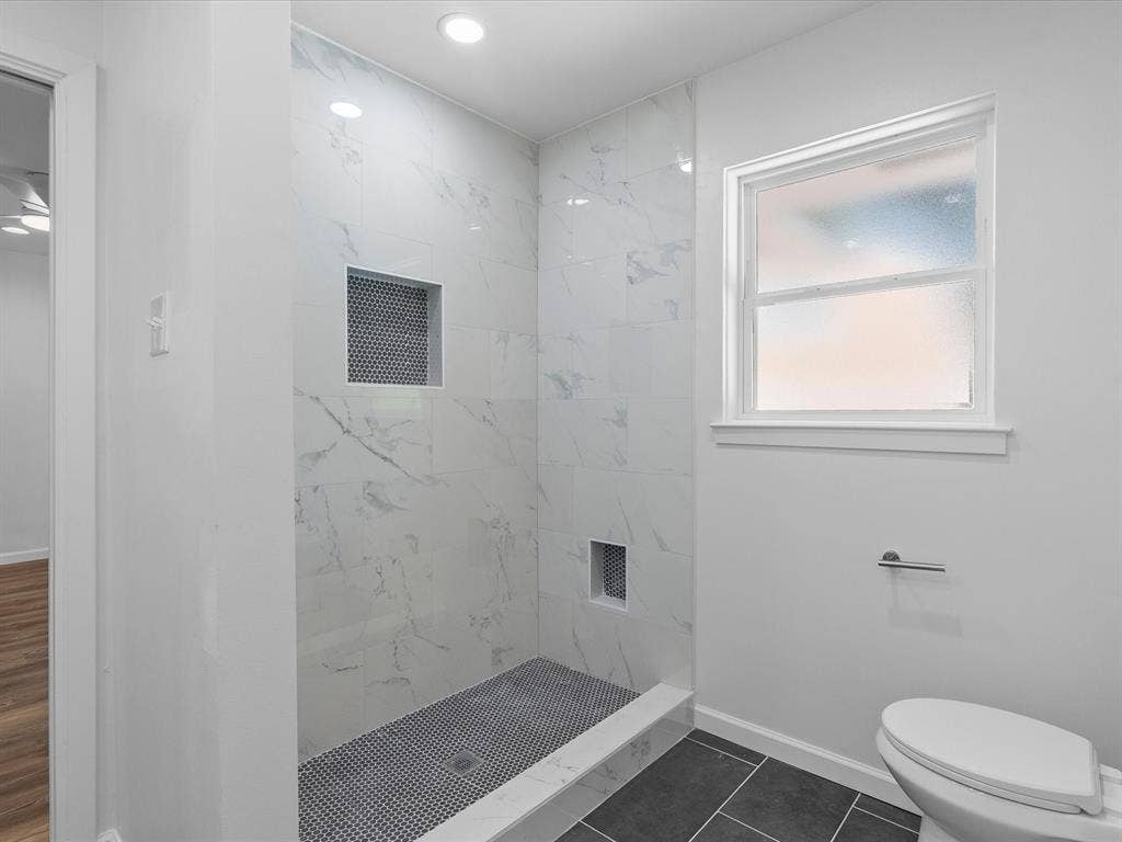 7443 Daingerfield Drive, Dallas, TX 75227