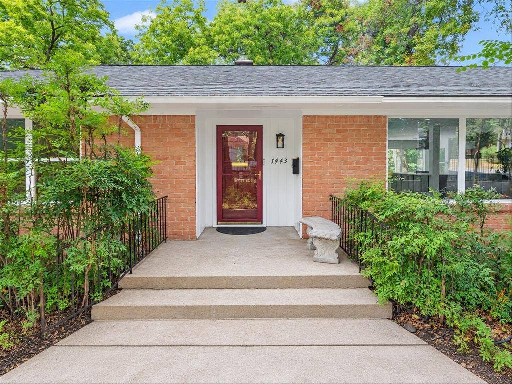 7443 Daingerfield Drive, Dallas, TX 75227