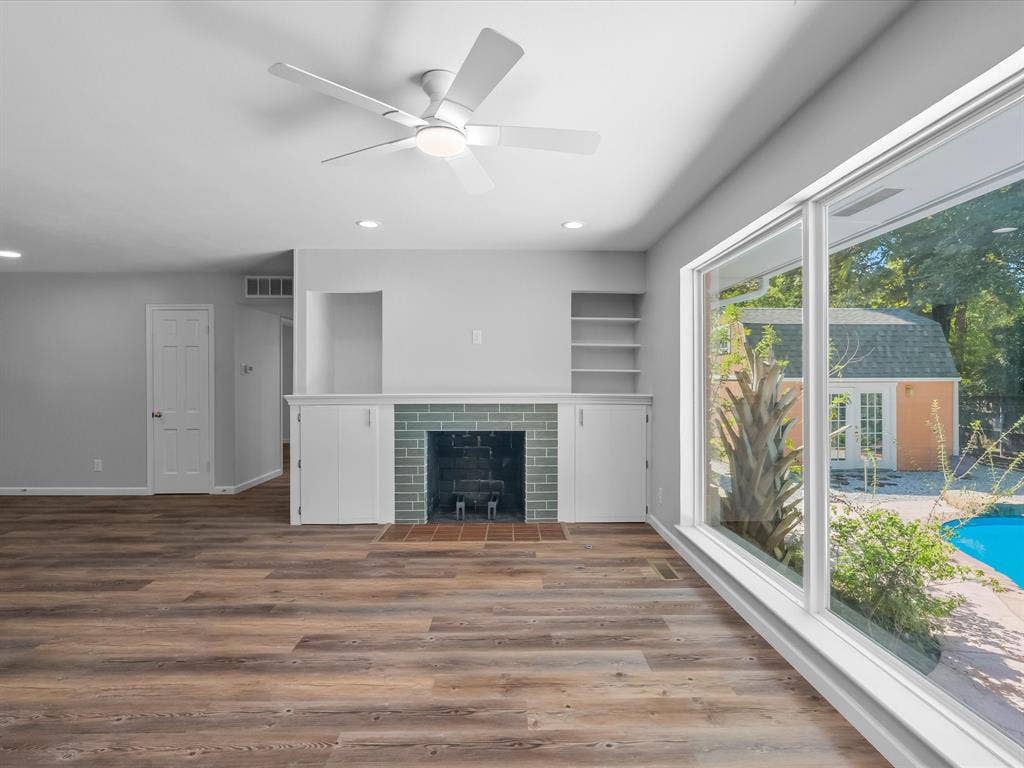 7443 Daingerfield Drive, Dallas, TX 75227