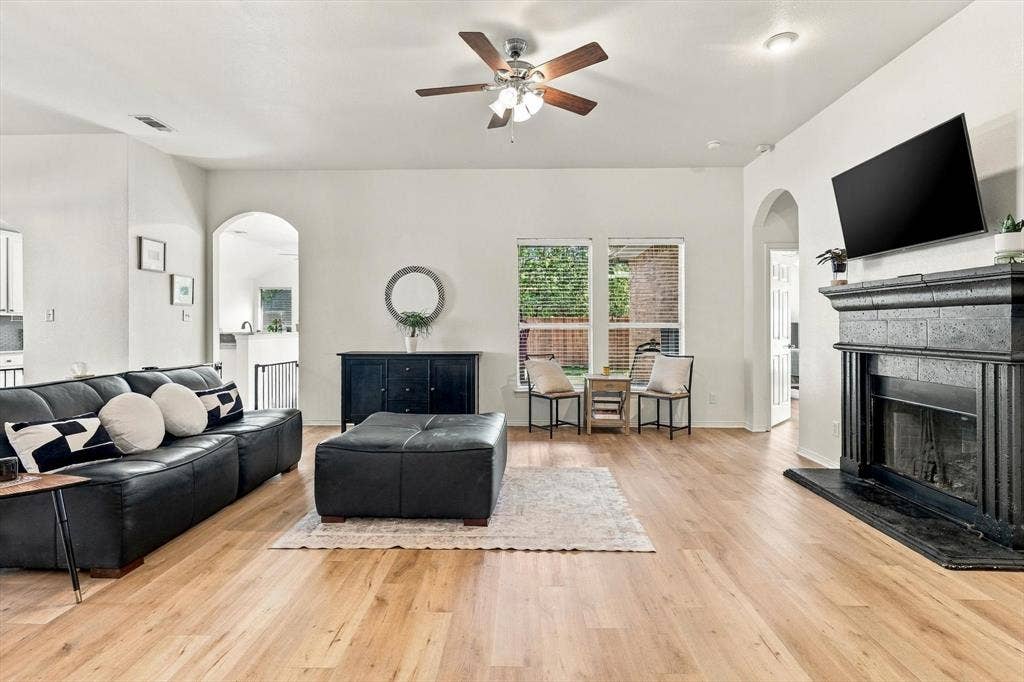 3906 Canton Court, Denton, TX 76208