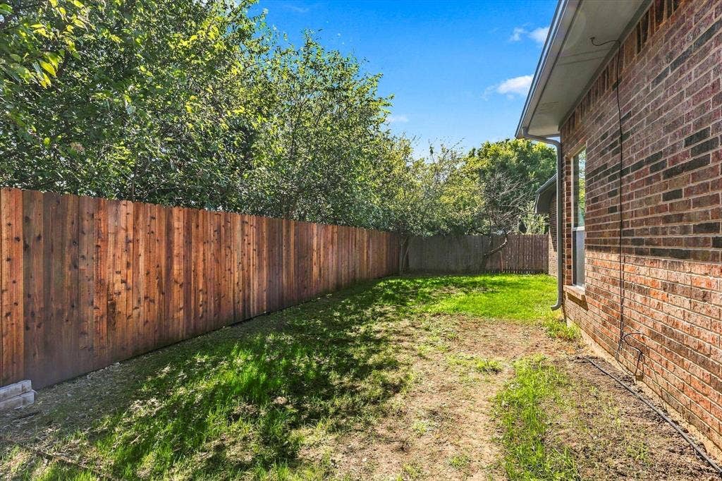 3906 Canton Court, Denton, TX 76208