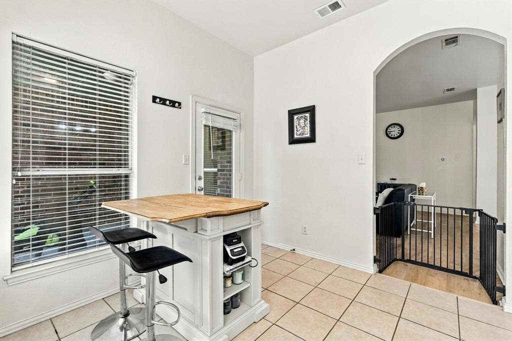 3906 Canton Court, Denton, TX 76208