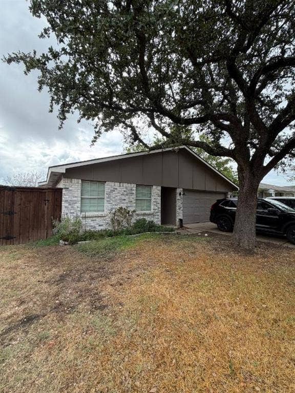 Property photo for 2915 Rayswood Drive, Carrollton, TX
