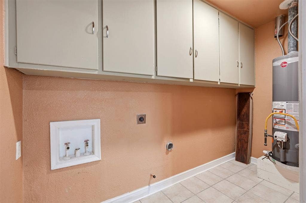 9221 Plano Road, Dallas, TX 75238 9221 Plano Road, Dallas, TX 75238