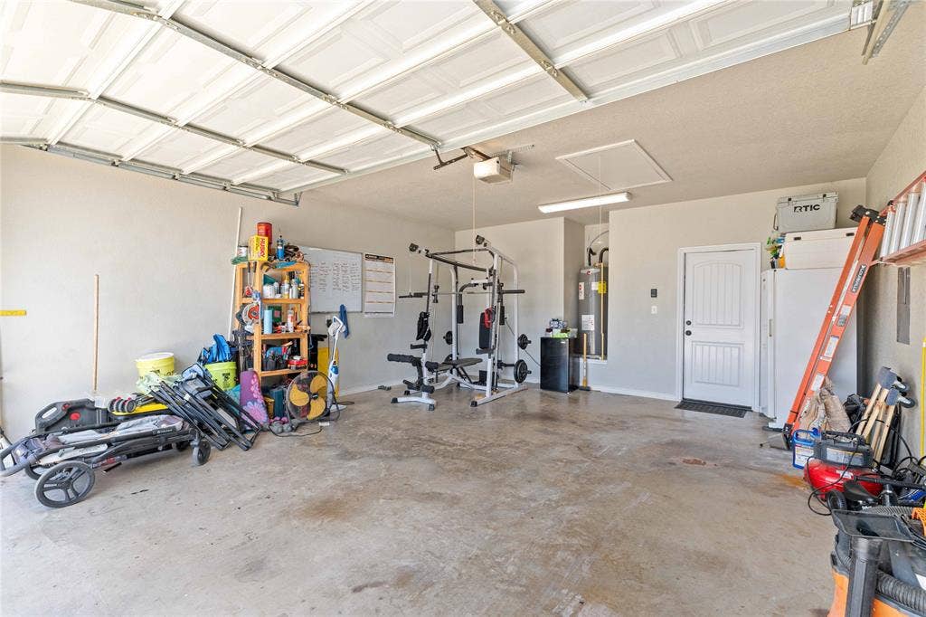 5407 Arrowhead Drive, Granbury, TX 76048 5407 Arrowhead Drive, Granbury, TX 76048