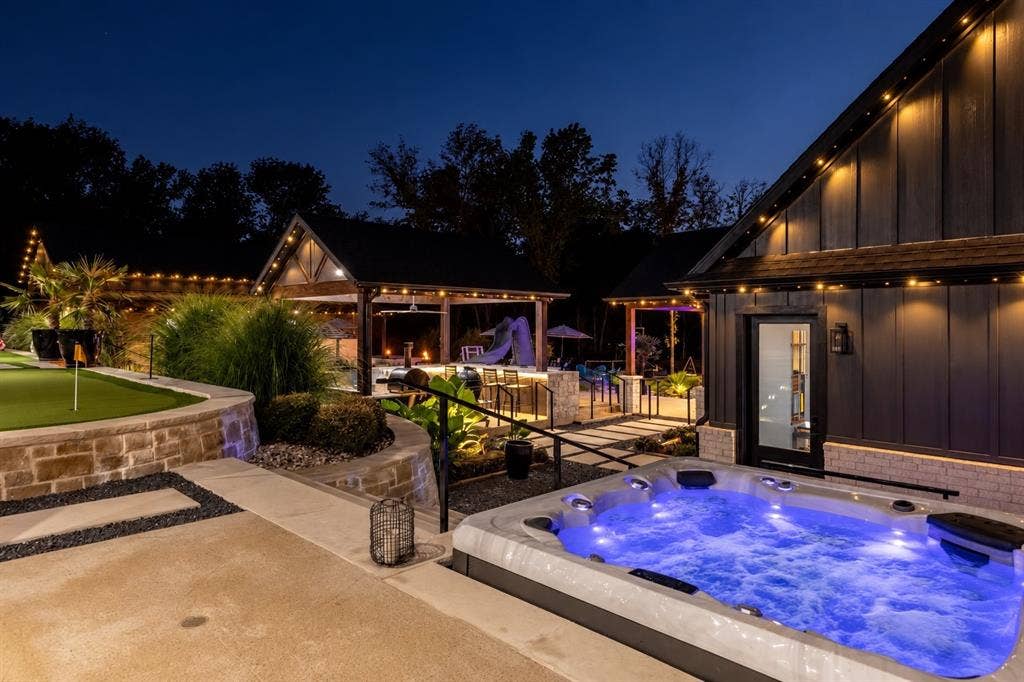 104 Oakbend Trail, Mabank, TX 75147 Therapeutic Hot Tub located just off the home gym and next to "The Getaway"