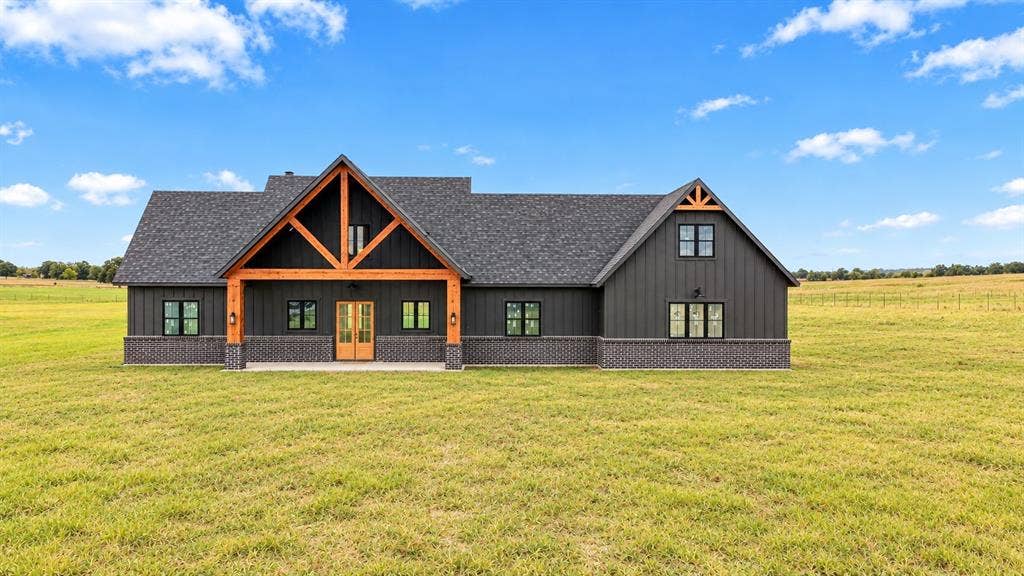 1036 Monarch Court, Poolville, TX 76487 1036 Monarch Court, Poolville, TX 76487