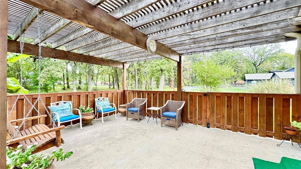 115 Meadowood Road, Enchanted Oaks, TX 75156 115 Meadowood Road, Enchanted Oaks, TX 75156