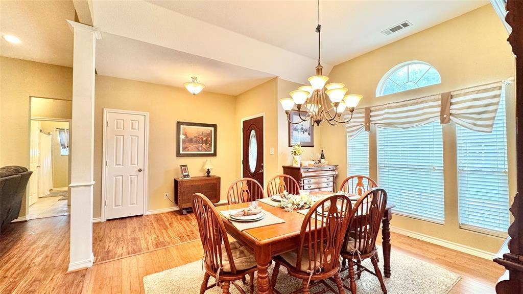 115 Meadowood Road, Enchanted Oaks, TX 75156 115 Meadowood Road, Enchanted Oaks, TX 75156