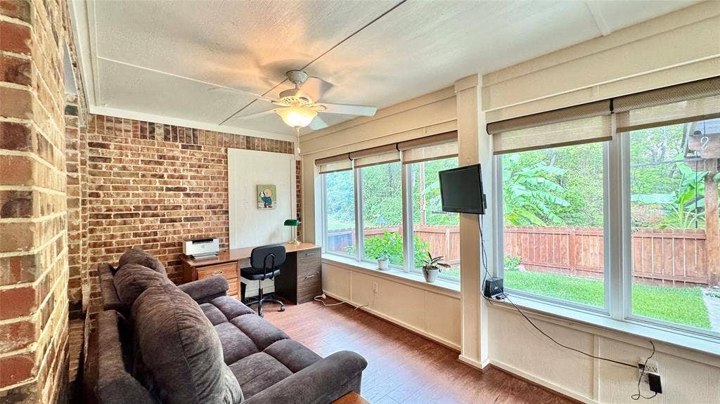 115 Meadowood Road, Enchanted Oaks, TX 75156 115 Meadowood Road, Enchanted Oaks, TX 75156
