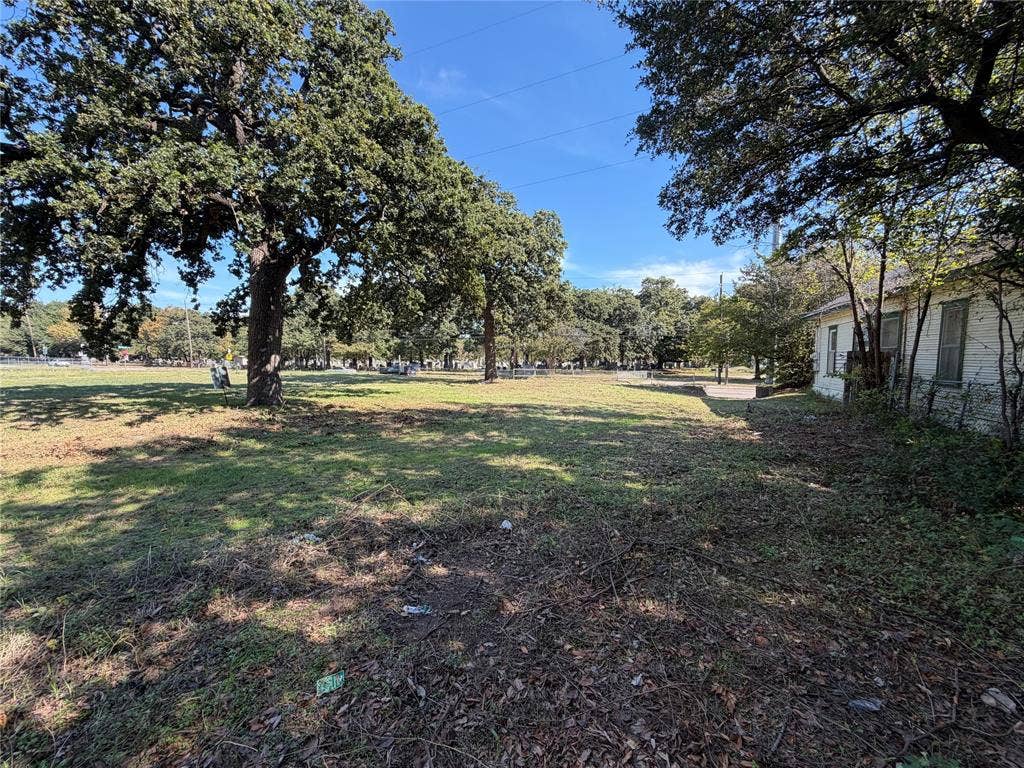 3915 Malcolm X Boulevard, Dallas, TX 75215 3915 Malcolm X Boulevard, Dallas, TX 75215