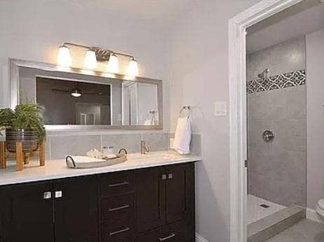 3105 Medina Street, Irving, TX 75061 3105 Medina Street, Irving, TX 75061