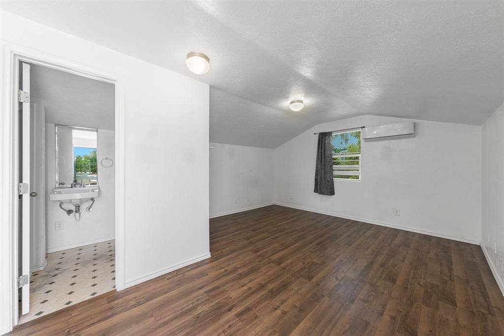 2546 Havenhurst Street, Farmers Branch, TX 75234 2546 Havenhurst Street, Farmers Branch, TX 75234