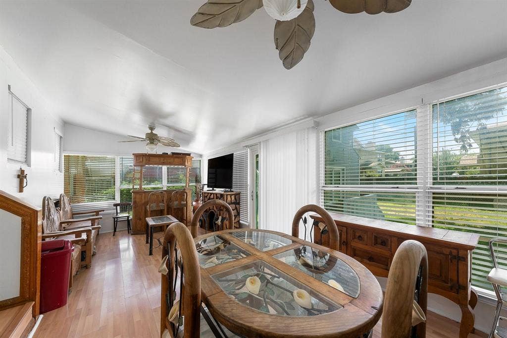 2546 Havenhurst Street, Farmers Branch, TX 75234 2546 Havenhurst Street, Farmers Branch, TX 75234