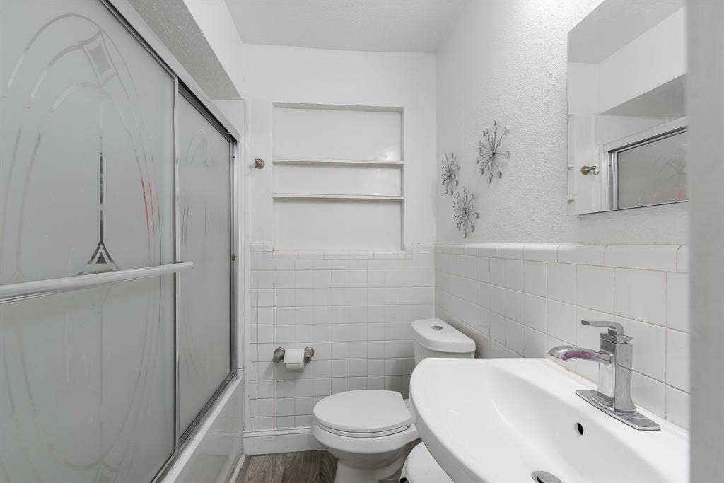 2546 Havenhurst Street, Farmers Branch, TX 75234 2546 Havenhurst Street, Farmers Branch, TX 75234