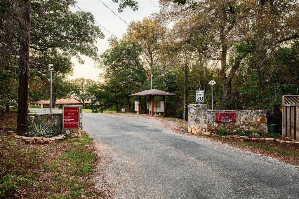 124 Eagleview Circle, Pottsboro, TX 75076