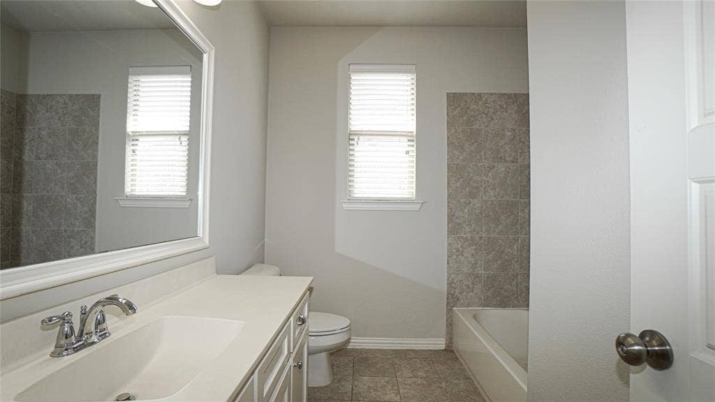790 York Drive, Rockwall, TX 75087 790 York Drive, Rockwall, TX 75087