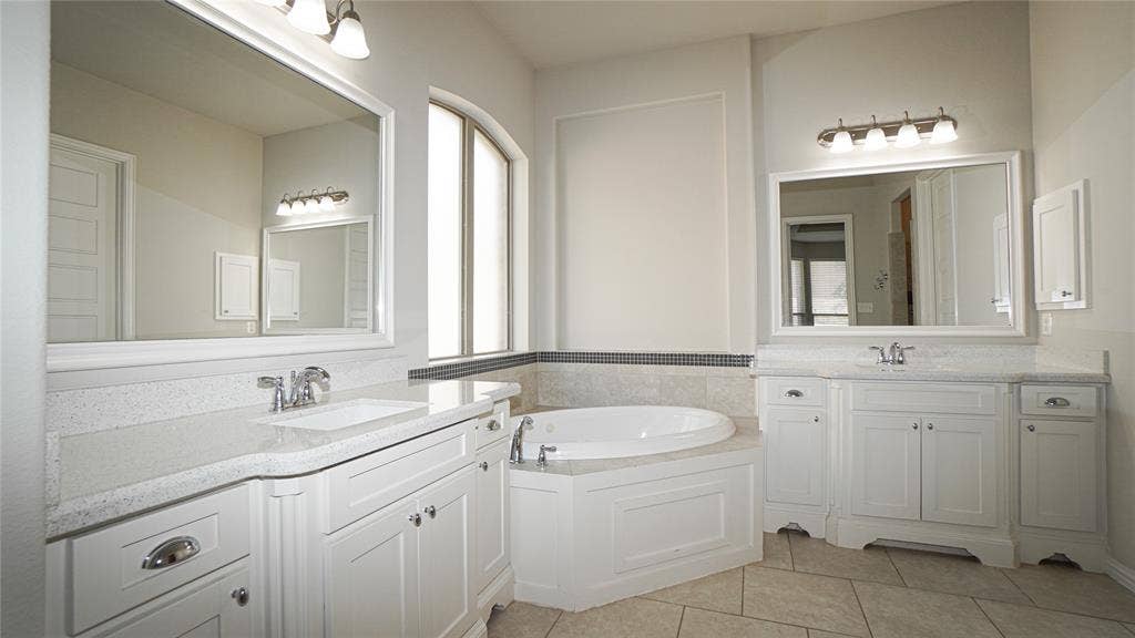 790 York Drive, Rockwall, TX 75087 790 York Drive, Rockwall, TX 75087