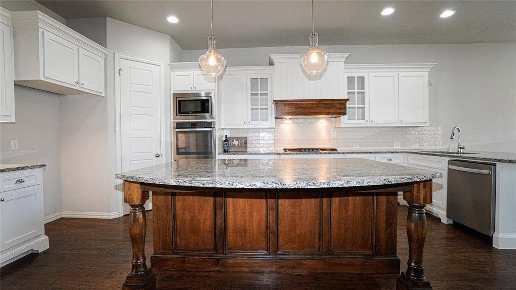 790 York Drive, Rockwall, TX 75087 790 York Drive, Rockwall, TX 75087