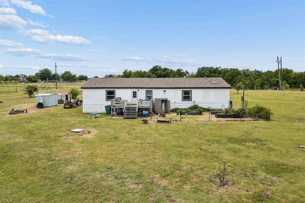 6027 NUGGET Drive, Nevada, TX 75173 6027 NUGGET Drive, Nevada, TX 75173
