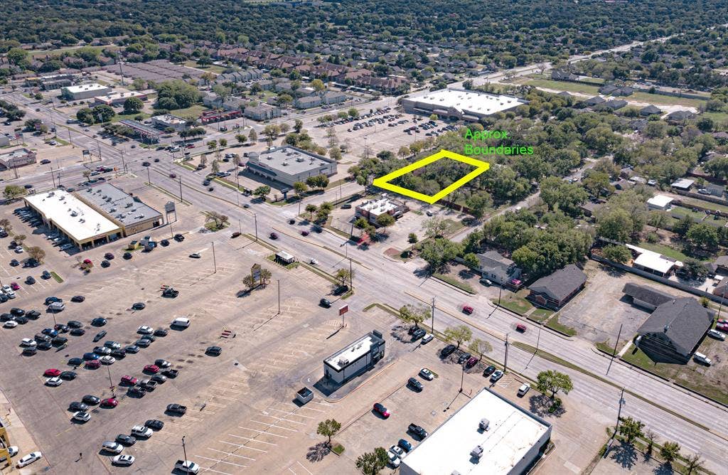 1233 Barredo Street, Dallas, TX 75217