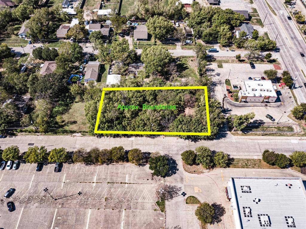 1233 Barredo Street, Dallas, TX 75217
