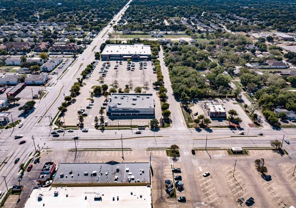1233 Barredo Street, Dallas, TX 75217