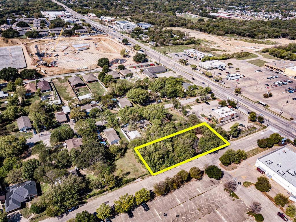 1233 Barredo Street, Dallas, TX 75217