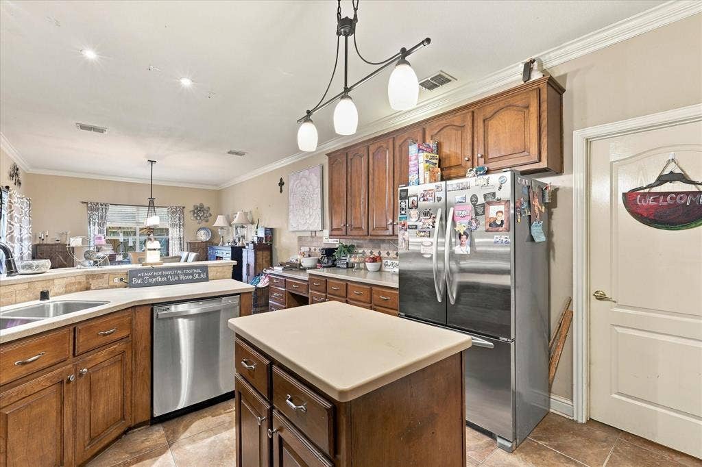1906 Chapel Cove, Rowlett, TX 75088 1906 Chapel Cove, Rowlett, TX 75088
