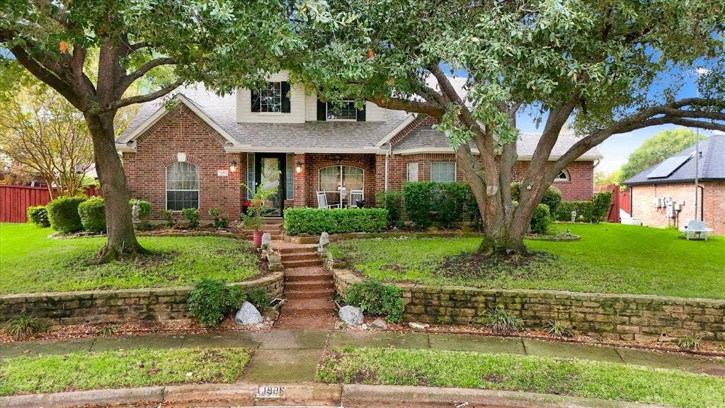 1906 Chapel Cove, Rowlett, TX 75088 Elevated front view of this beautiful home!