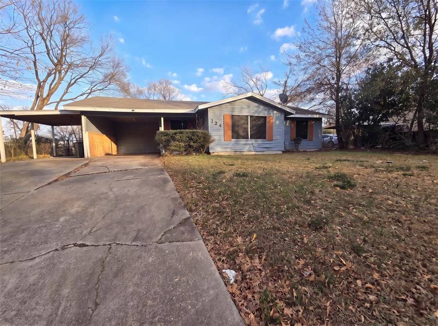 Property photo for 124 Foscue Street, Sulphur Springs, TX