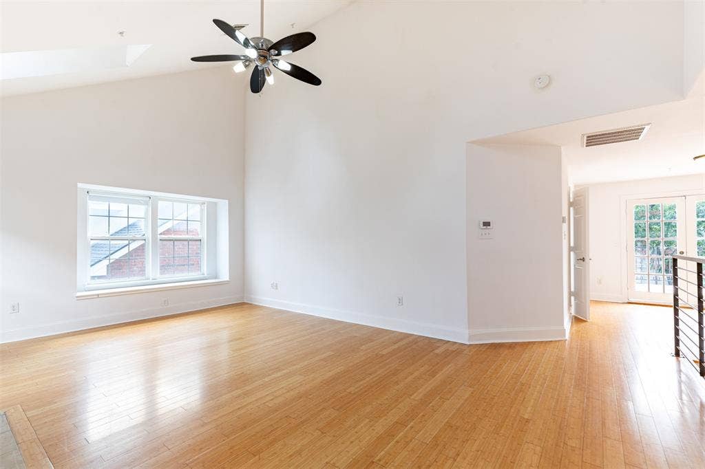 5713 Lewis Street, Dallas, TX 75206 5713 Lewis Street, Dallas, TX 75206