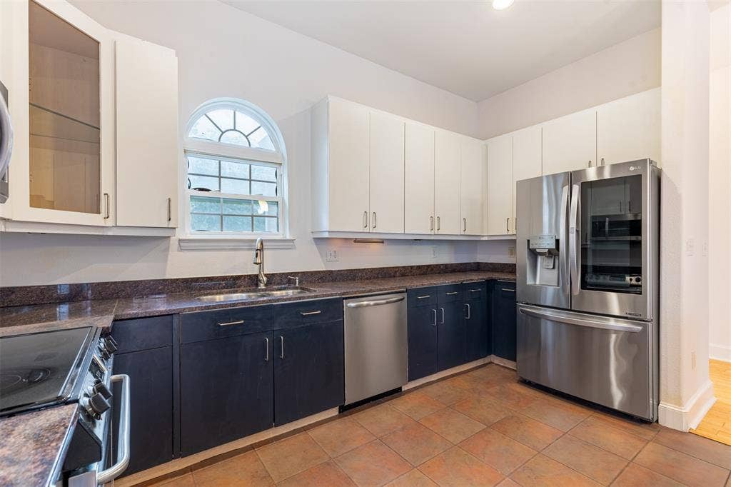 5713 Lewis Street, Dallas, TX 75206 5713 Lewis Street, Dallas, TX 75206
