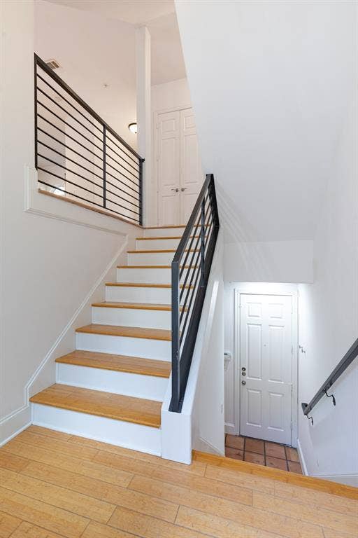 5713 Lewis Street, Dallas, TX 75206 5713 Lewis Street, Dallas, TX 75206