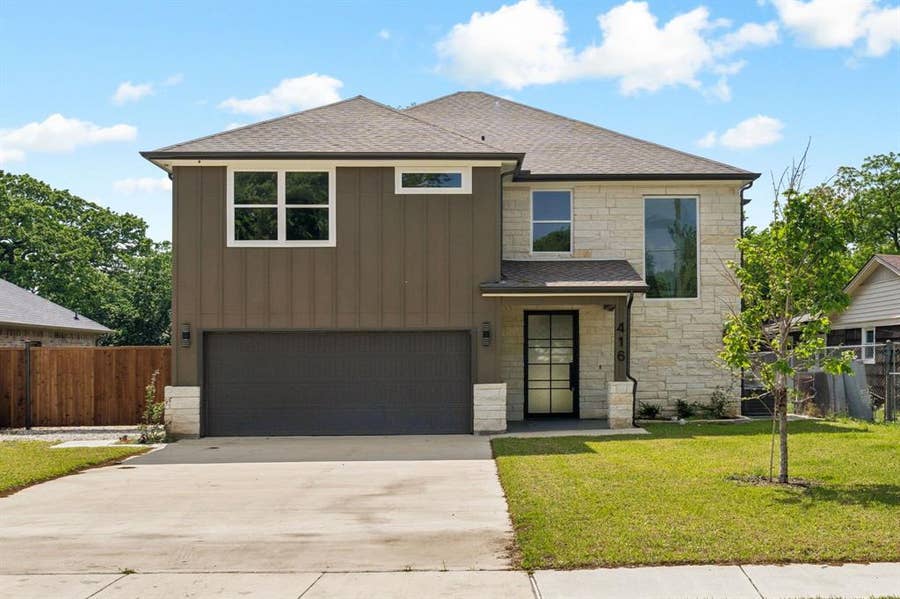 Property photo for 416 S Elm Street, Sherman, TX