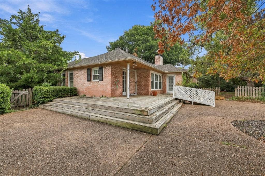 1403 Tranquilla Drive, Dallas, TX 75218