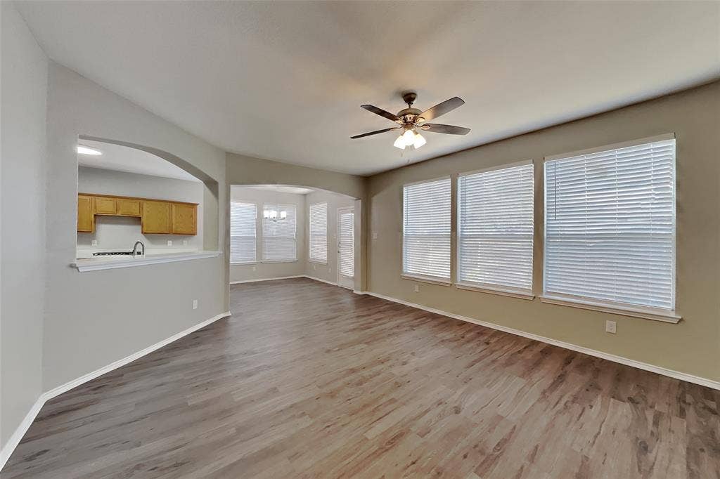 4710 Lincolnshire Drive, Grand Prairie, TX 75052