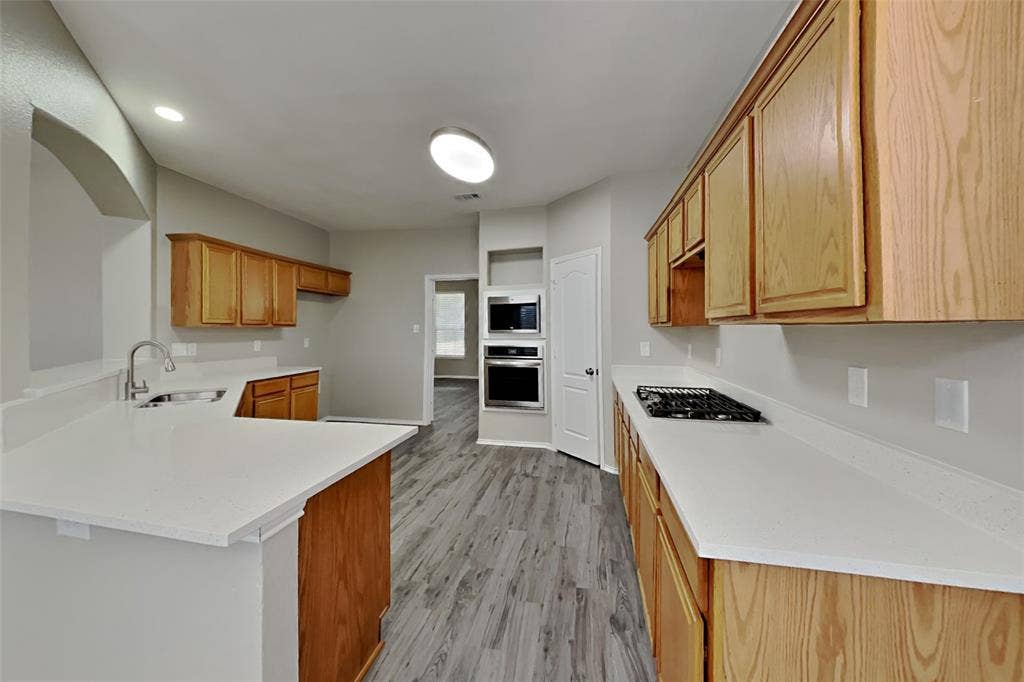 4710 Lincolnshire Drive, Grand Prairie, TX 75052