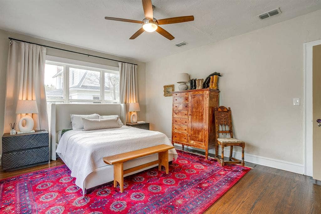 2711 Scott Avenue, Fort Worth, TX 76103 2711 Scott Avenue, Fort Worth, TX 76103