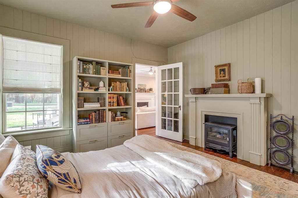 2711 Scott Avenue, Fort Worth, TX 76103 2711 Scott Avenue, Fort Worth, TX 76103