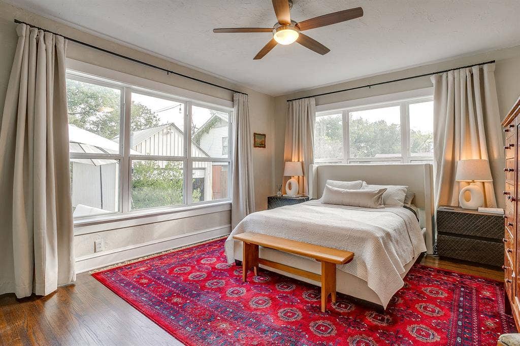 2711 Scott Avenue, Fort Worth, TX 76103 2711 Scott Avenue, Fort Worth, TX 76103