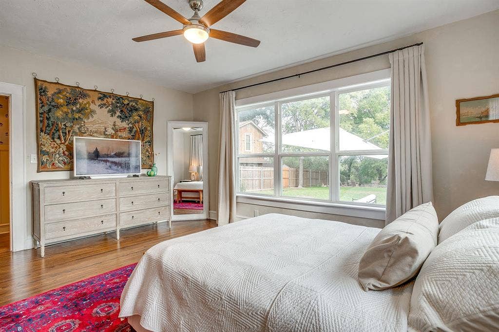 2711 Scott Avenue, Fort Worth, TX 76103 2711 Scott Avenue, Fort Worth, TX 76103