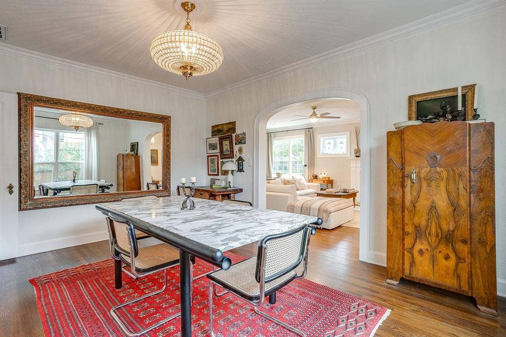 2711 Scott Avenue, Fort Worth, TX 76103 2711 Scott Avenue, Fort Worth, TX 76103