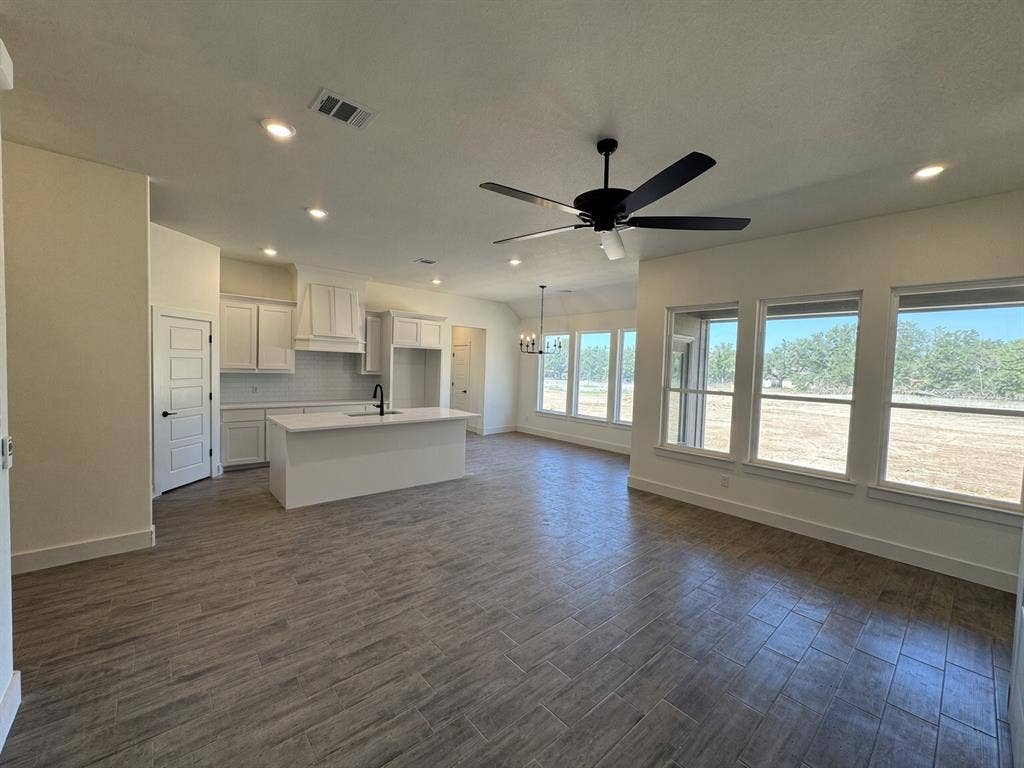 1098 Colt Road, Springtown, TX 76082