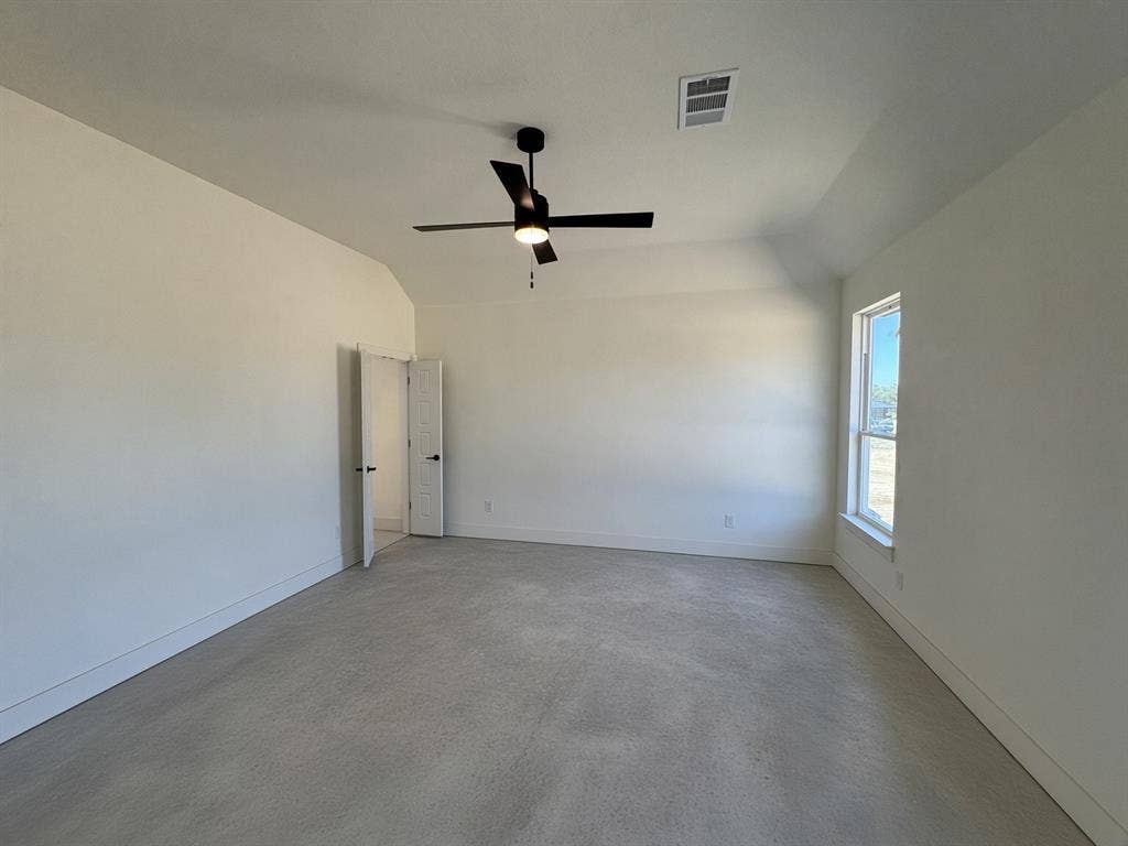 1098 Colt Road, Springtown, TX 76082