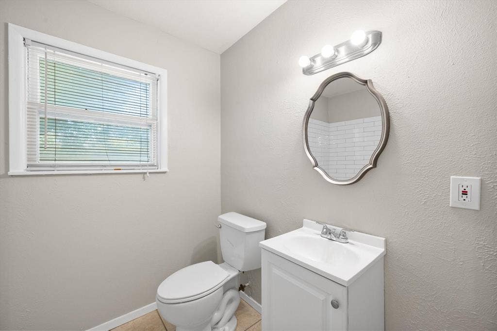 2716 Scruggs Park Drive, Richland Hills, TX 76118