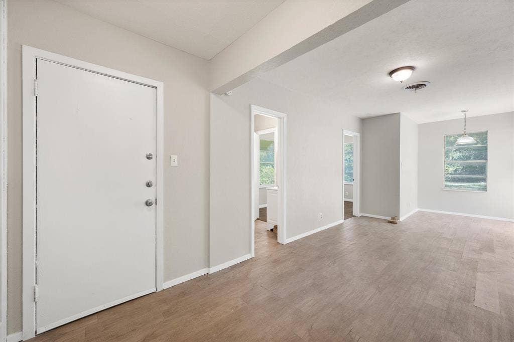 2716 Scruggs Park Drive, Richland Hills, TX 76118